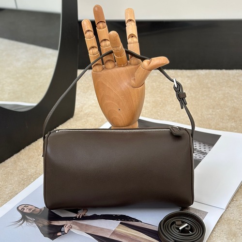 The Row 90s Box Bag Grained Leather 더로우 90s 그레인 가죽 박스백 브라운 18.5cm