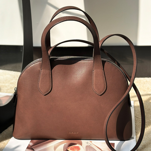 The Row Ingrid Bag in Saddle Leather 더 로우 잉그리드 백 새들 레더 브라운 28cm