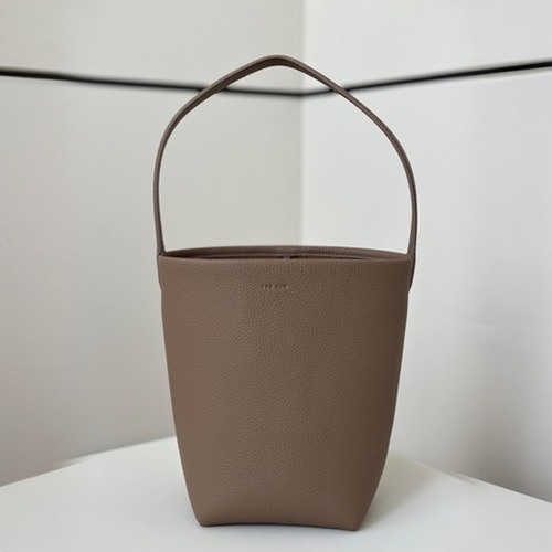 The Row Park Bucket Bag 더 로우 파크 버킷백 그레인 레더 토트백 브라운 22cm