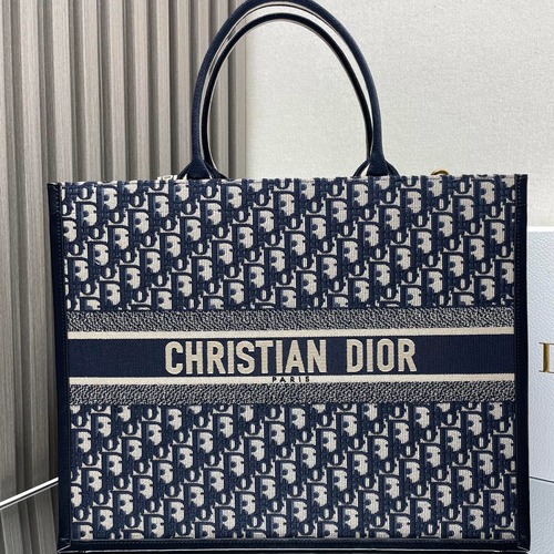  Dior 디올 2024 자수 북 토트백 42cm