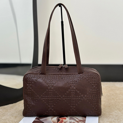 The Row Astra Bowling Bag 아스트라 링백 엠보 레더 다크브라운 30cm