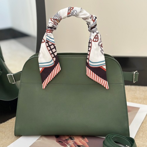 The Row Margaux 12 Top Handle Bag 마고 12 토트백 마소니 송아지가죽 그린 31cm