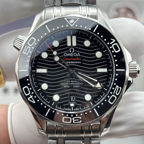 OMEGA Seamaster Diver 300M Black Dial 오메가 씨마스터 다이버 300M 블랙 다이얼 42mm