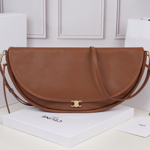 CELINE Ava Triomphe Shoulder Bag 셀린느 아바 트리옹프 숄더백 124142 브라운 46cm