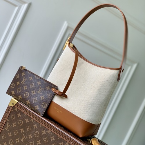Louis Vuitton Low Key Hobo PM Natural Canvas 루이비통 로우 키 호보 PM M25468 에크루 코냑 내추럴 캔버스 소가죽 호보백 24cm