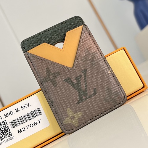 Louis Vuitton Magnetic Card Holder 루이비통 마그네틱 카드 홀더 모노그램 서플러스 코티드 캔버스 맥세이프 카드지갑 M27087 카키 9.5cm