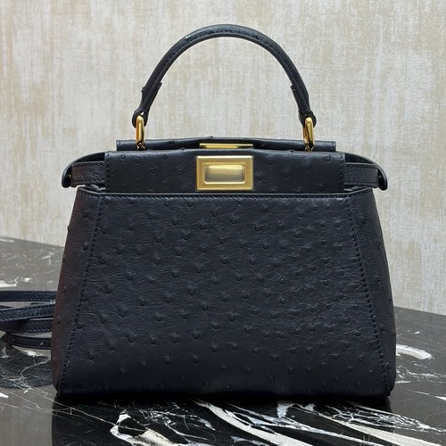 Fendi Peekaboo Mini Ostrich 펜디 피카부 미니 오스트리치 레더 백 블랙 23cm