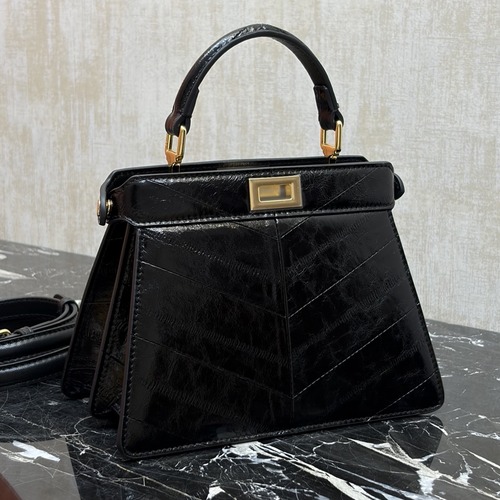 Fendi Peekaboo ISeeU Petite Croc-Embossed Leather 펜디 피카부 아이씨유 쁘띠 크로커다일 엠보스드 레더 백 블랙 20cm