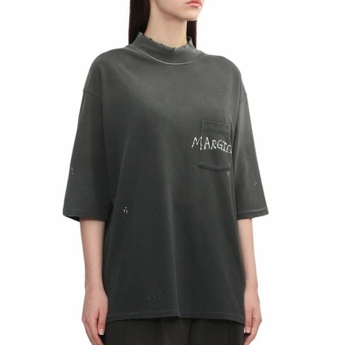 Maison Margiela Hand-Painted Logo Distressed T-Shirt 메종 마르지엘라 핸드 페인팅 로고 디스트레스드 티셔츠 차콜