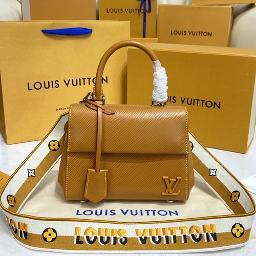 Louis Vuitton Cluny Mini Epi Leather M58925 루이비통 클루니 미니 에피 레더 탑핸들 크로스백 브라운 20cm