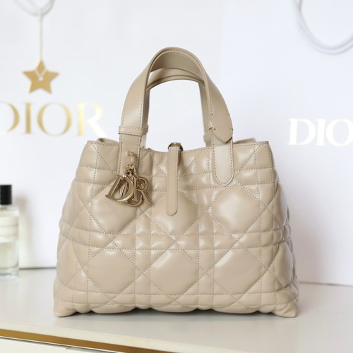 Dior Toujours Medium Horizontal Tote 디올 뚜주흐 토트백 미디엄 가로형 베이지 퀼팅 카프스킨 28.5cm