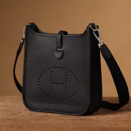 Hermès Evelyne 16 Bag Taurillon Maurice 에르메스 에블린 16 백 토리옹 모리스 (은장)18m