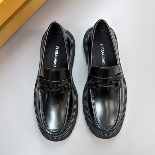 Salvatore Ferragamo Gancini Leather Loafer BM98610 살바토레 페라가모 간치니 레더 로퍼 BM98610 블랙
