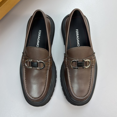 Salvatore Ferragamo Gancini Leather Loafer BM98610 살바토레 페라가모 간치니 레더 로퍼 BM98610 무광브라운 은장