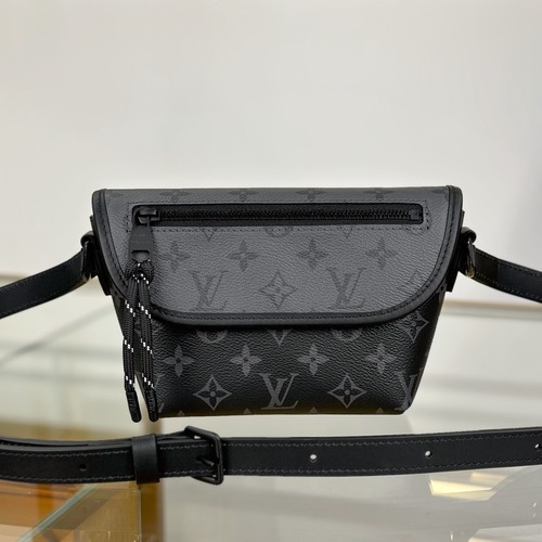 Louis Vuitton Pulse Crossbody 루이비통 펄스 미니 크로스백 모노그램 이클립스 M12806 22cm