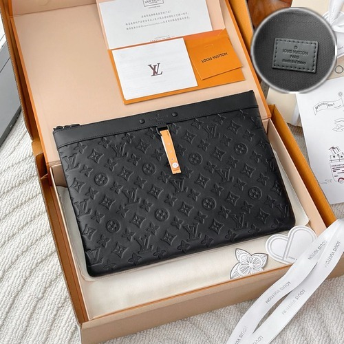 Louis Vuitton Pochette To-Go Monogram Shadow Leather M62903 루이비통 포쉐트 투고 모노그램 섀도우 클러치 34cm