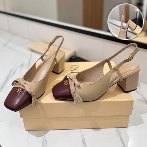 Valentino Garavani VLogo Alet Du Roi Leather 발렌티노 가라바니 브이로고 알레 뒤 루아 레더 슬링백 펌프스 베이지 6cm