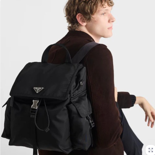 Prada Re-Nylon & Leather Explorer Backpack 2VZ118 프라다 리나일론 & 레더 익스플로러 백팩 2VZ118 39cm