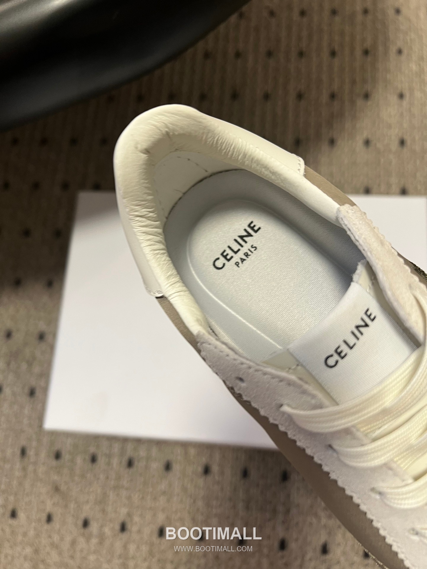 CELINE Triomphe Retro Lace-up Trainer Sneaker 셀린느 트리옹프 레트로 레이스업 트레이너 스니커즈 9