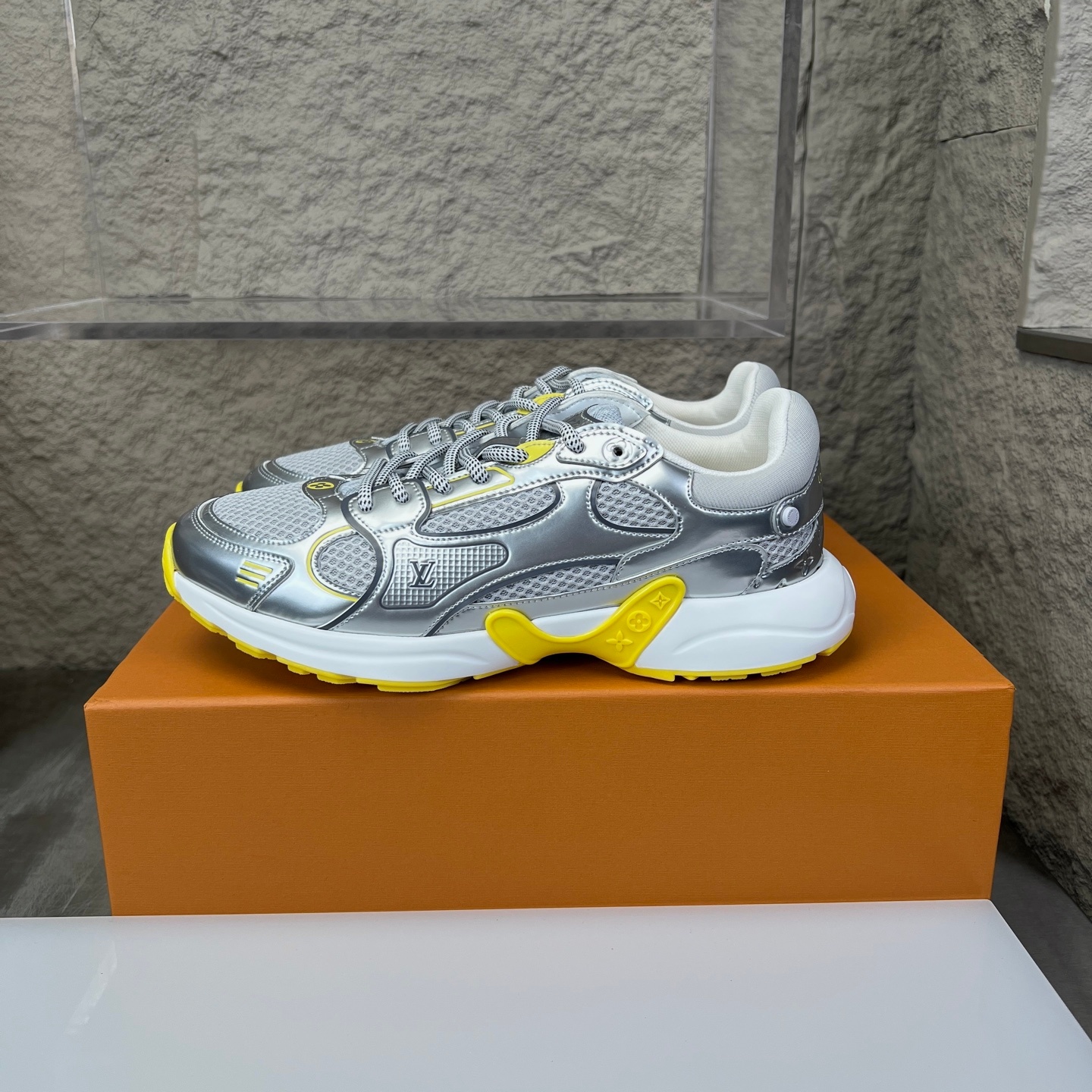 Louis Vuitton Olympia Round Toe Lace-up Low-top Sneakers 루이비통 올림피아 라운드 토 레이스업 로우탑 스니커즈 -9 1