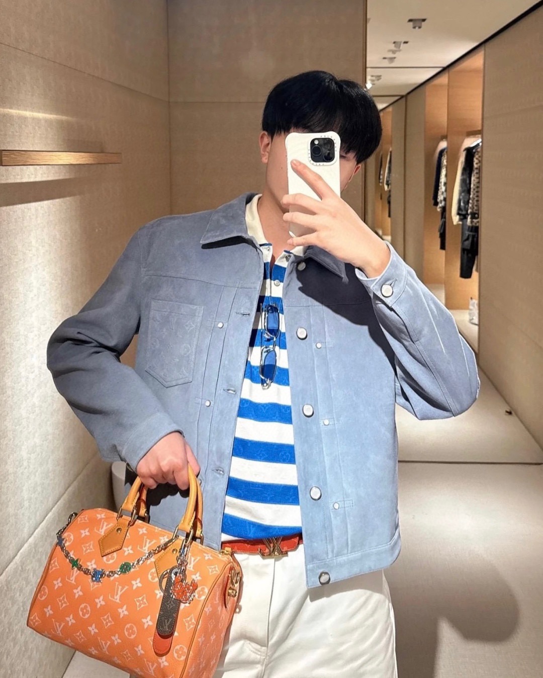 Louis Vuitton Type II Monogram Embossed Suede Calfskin Jacket 루이비통 타입 투 모노그램 엠보싱 스웨이드 카프스킨 재킷 4