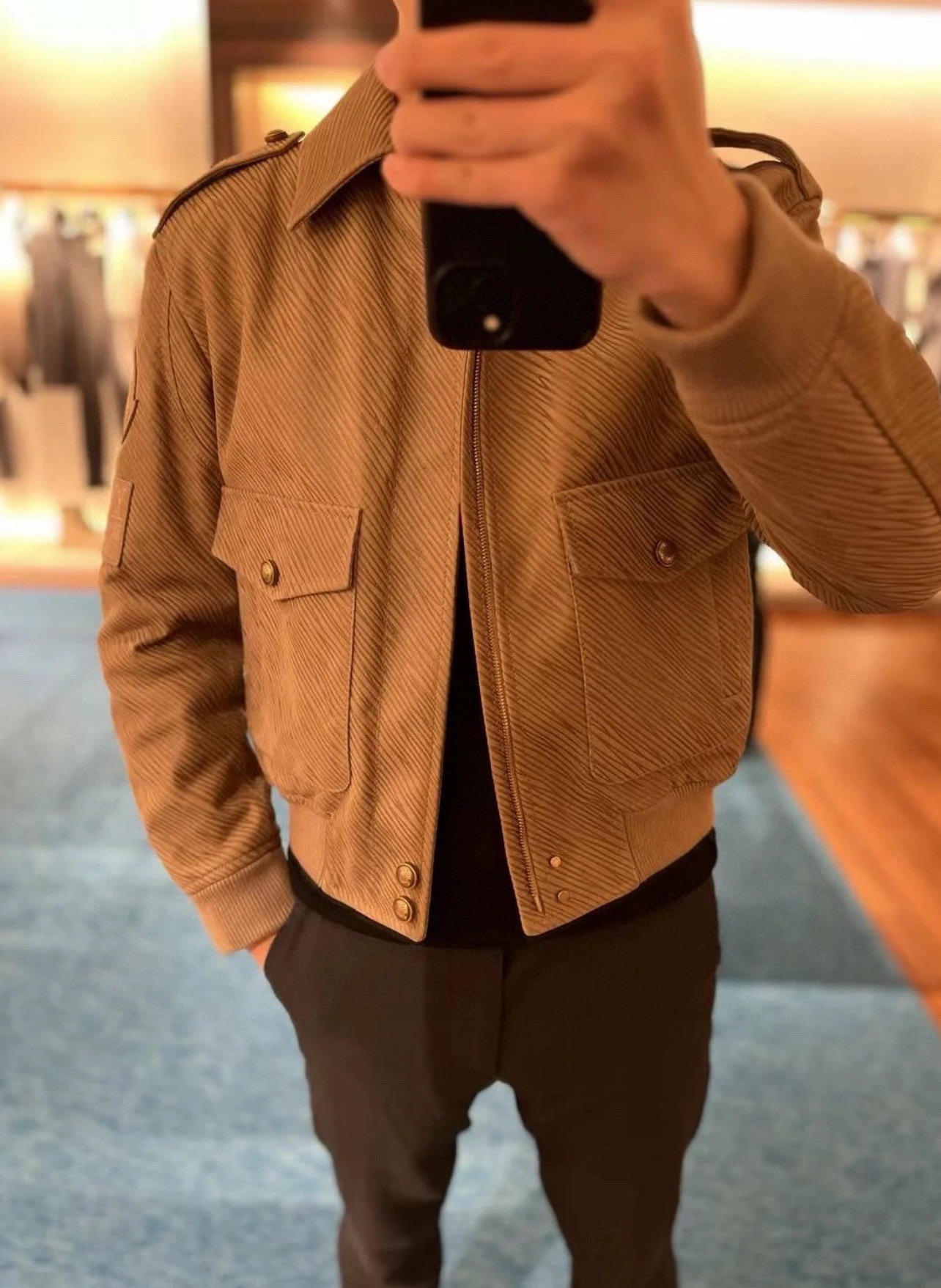 Louis Vuitton XL Epi Monogram Calfskin Leather Flight Bomber Jacket 루이비통 XL 에피 모노그램 송아지 가죽 플라이트 봄버 재킷 8