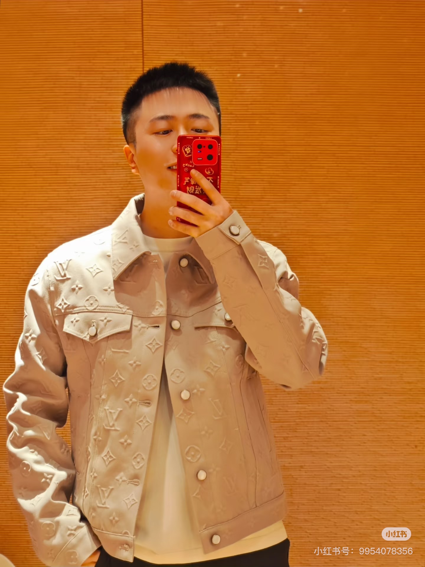 LV Monogram Embossed Leather Jacket 루이비통 모노그램 엠보싱 레더 재킷 1