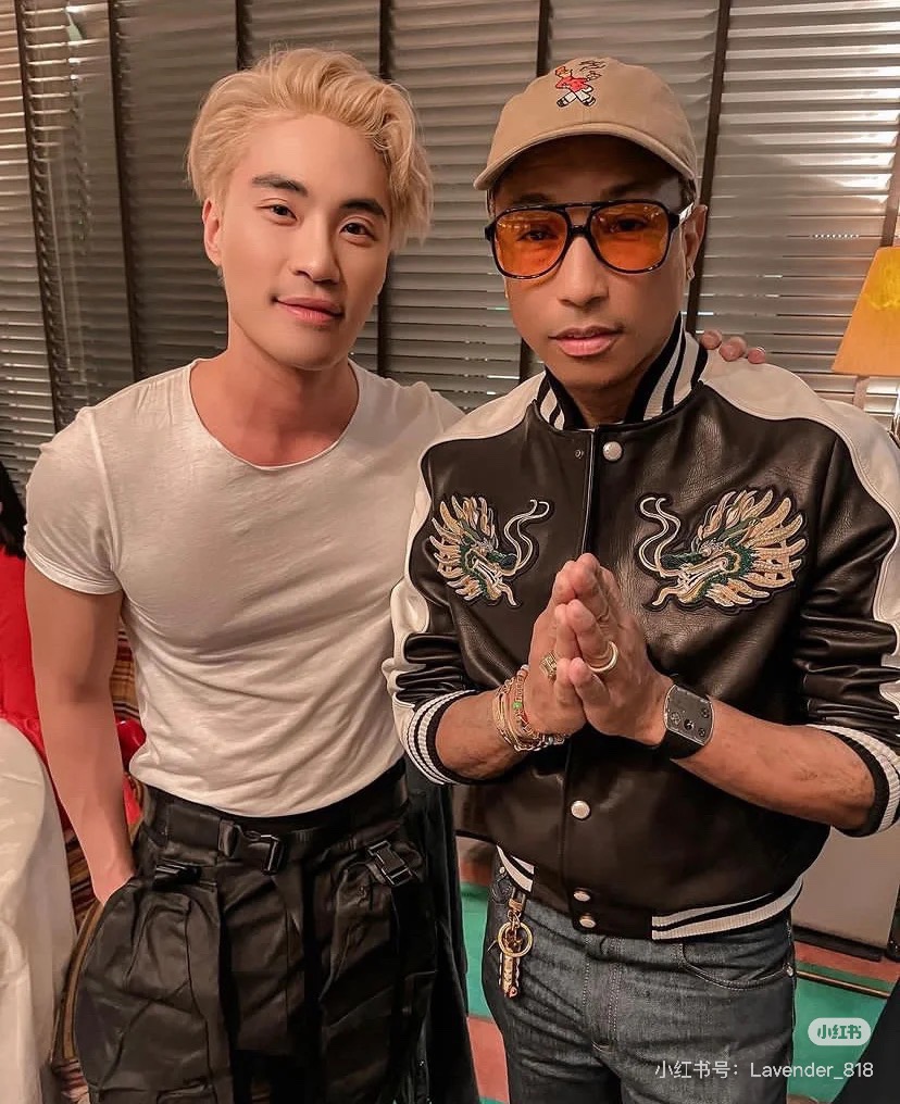 LV Pharrell Williams Leather Baseball Jacket Embroidered Crane Detail 루이비통 파렐 윌리엄스 레더 야구 재킷 크레인 자수 디테일 3