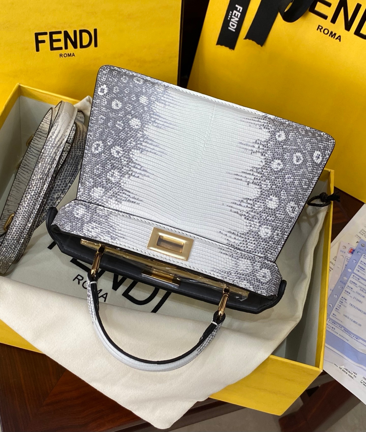 Fendi Peekaboo 335 Lizard Leather Handbag 펜디 피카부 335 리자드 레더 핸드백 20cm 7