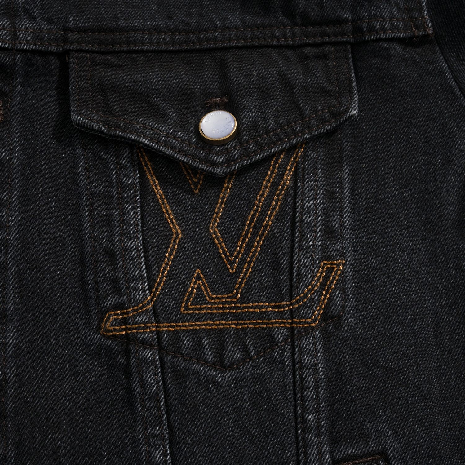 Louis Vuitton LV Embroidered Damier Logo Japanese Denim Trucker Jacket Indigo Blue 루이비통 LV 자수 다미에 로고 재패니즈 데님 트러커 자켓 인디고 블루 7