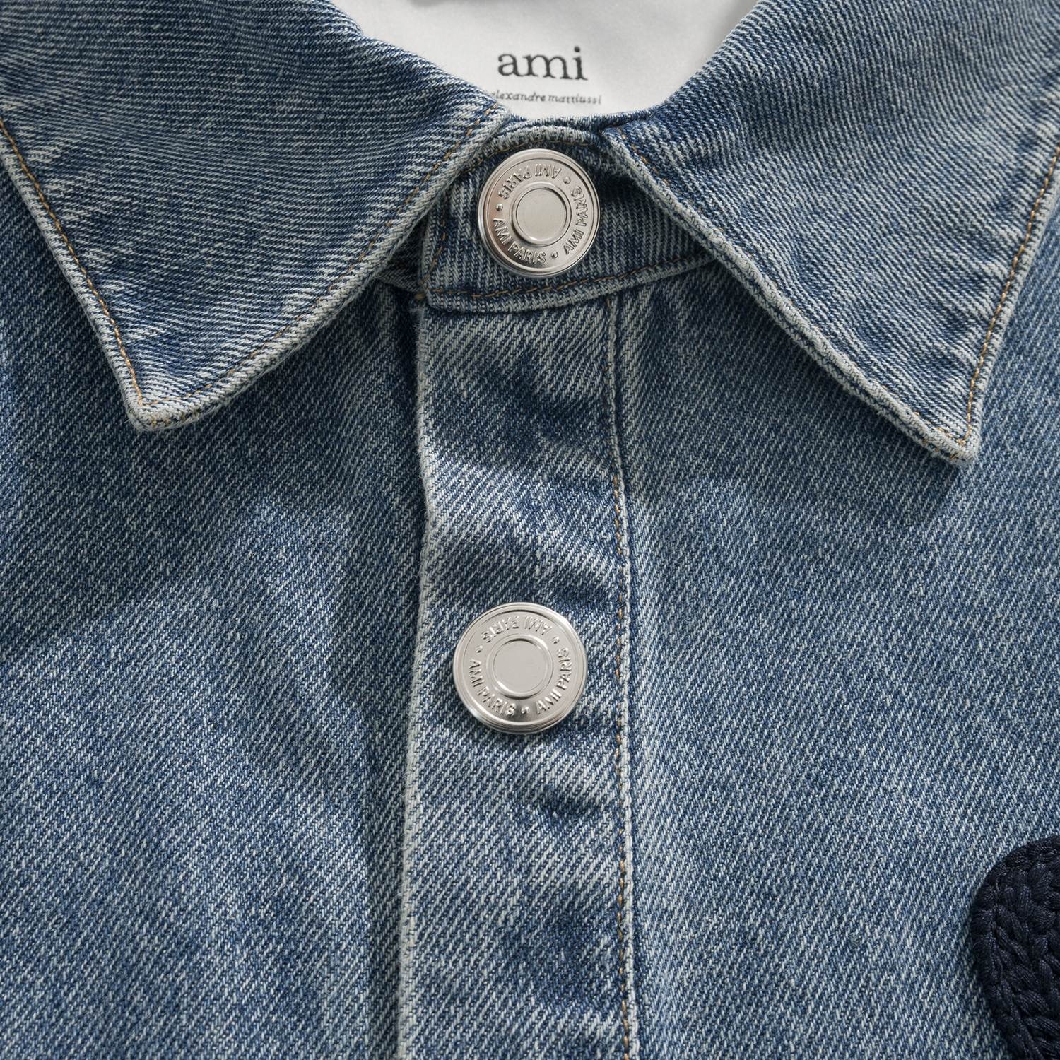 AMI Paris Embroidered Heart Logo Denim Jacket Blue 아미 파리 엠브로이더드 하트 로고 데님 자켓 블루 12