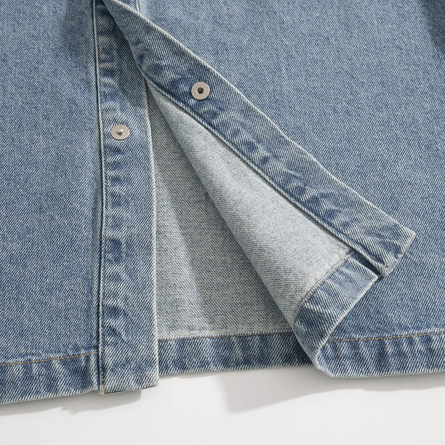 AMI Paris Embroidered Heart Logo Denim Jacket Blue 아미 파리 엠브로이더드 하트 로고 데님 자켓 블루 13