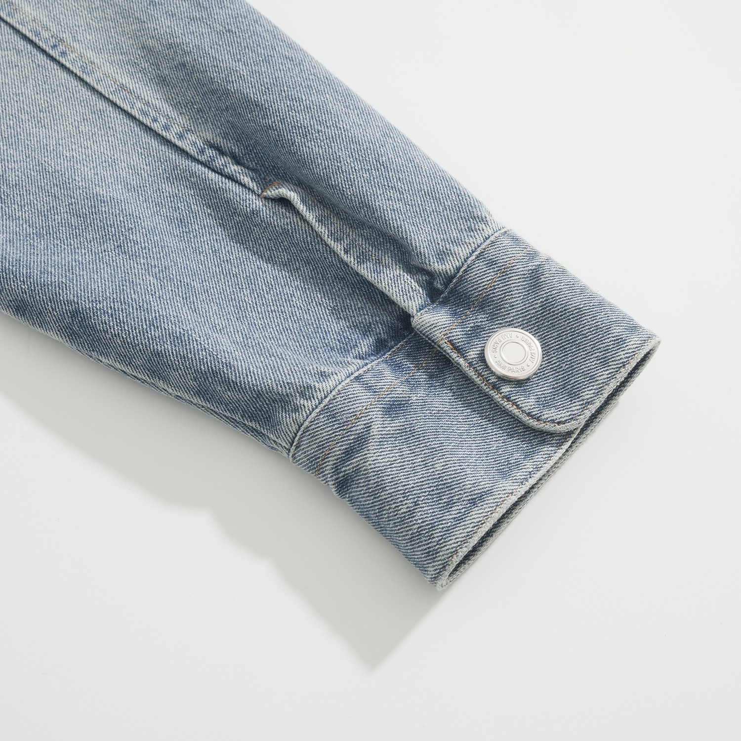 AMI Paris Embroidered Heart Logo Denim Jacket Blue 아미 파리 엠브로이더드 하트 로고 데님 자켓 블루 16