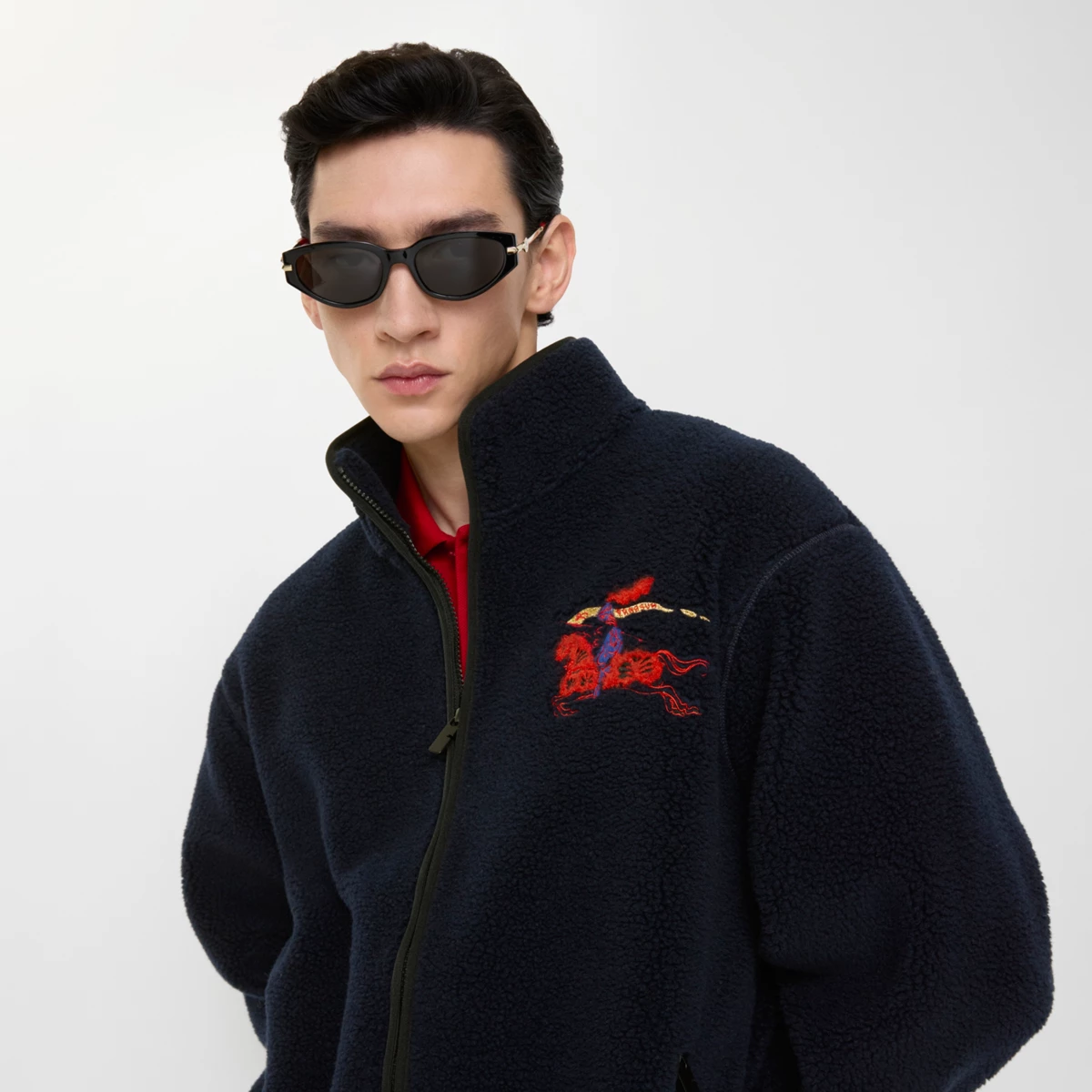 Burberry Equestrian Knight Logo Fleece High Neck Jacket Grey 버버리 이퀘스트리안 나이트 로고 플리스 하이넥 자켓 그레이 2