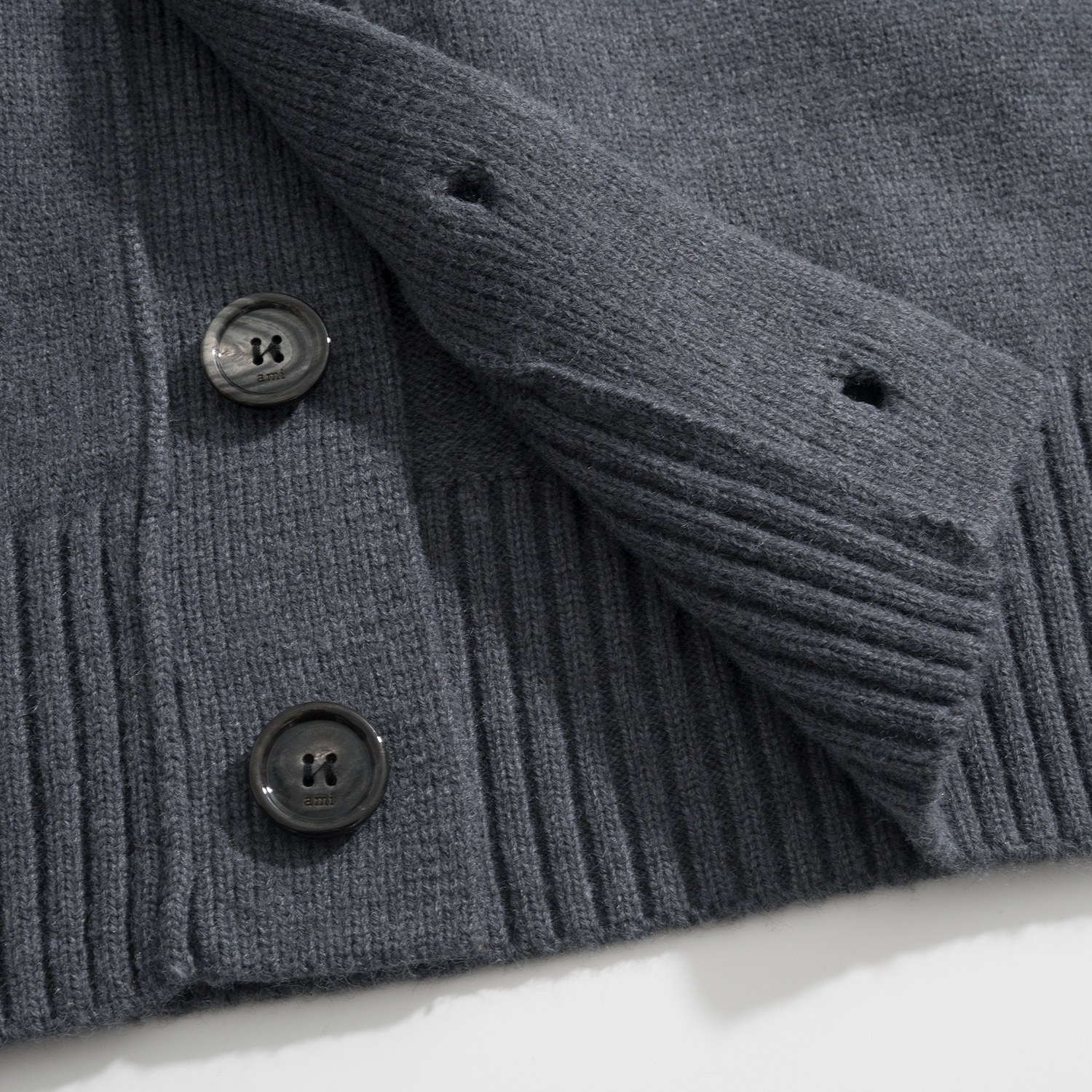 AMI Paris Heart Jacquard Merino Wool Cardigan Ivory Red 아미 파리 하트 자카드 메리노 울 가디건 아이보리 레드 12