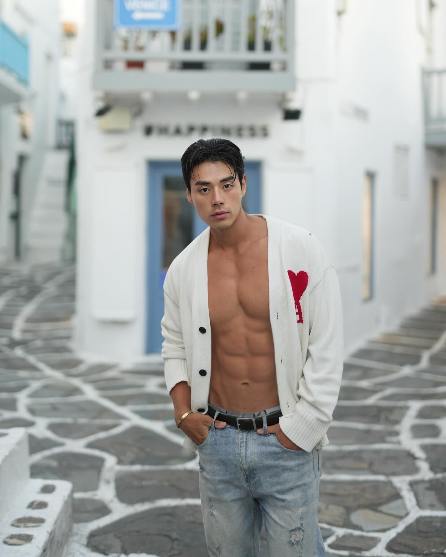 AMI Paris Heart Jacquard Merino Wool Cardigan Ivory Red 아미 파리 하트 자카드 메리노 울 가디건 아이보리 레드 5