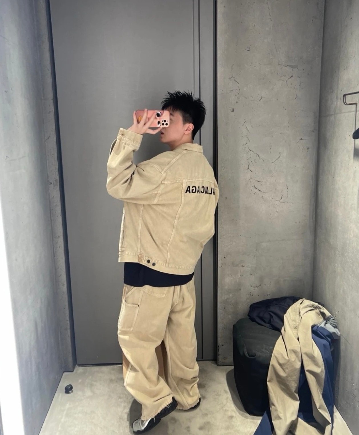 Balenciaga Embroidered Denim Jacket Earth Tone Brown 발렌시아가 자수 데님 자켓 어스톤 브라운 1