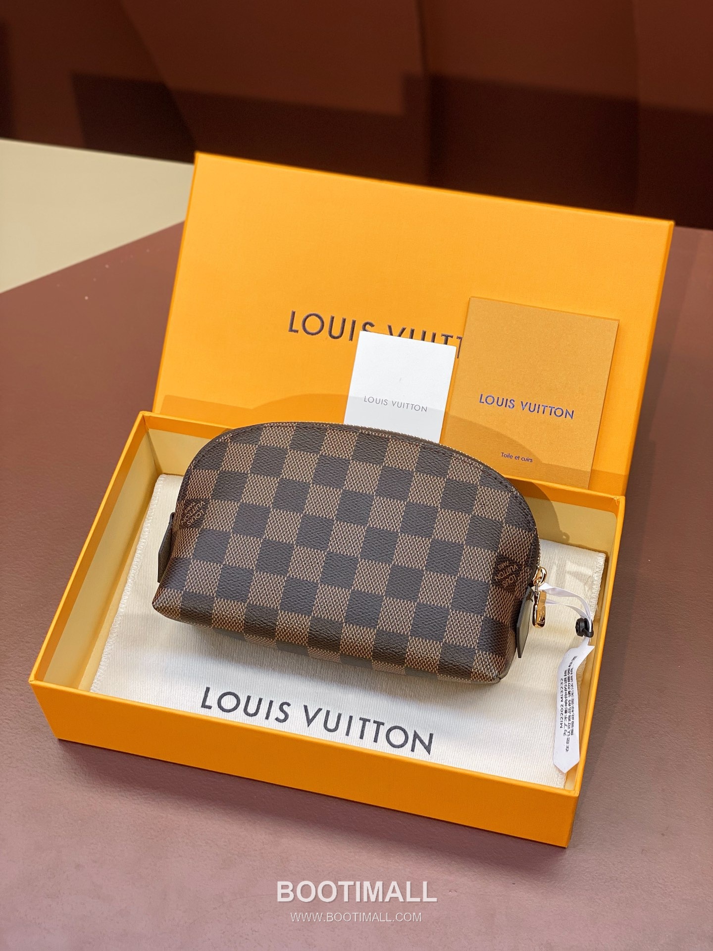 Louis Vuitton Cosmetic Pouch Small Monogram Canvas Damier Azur Makeup Bag 루이비통 코스메틱 파우치 스몰 M47515 모노그램 캔버스 다미에 아주르 화장 파우치 19cm 2
