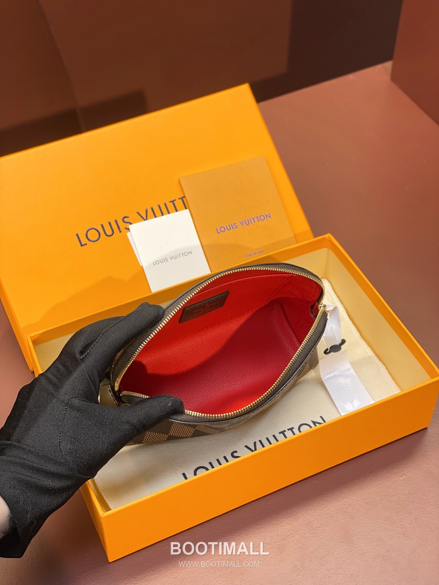 Louis Vuitton Cosmetic Pouch Small Monogram Canvas Damier Azur Makeup Bag 루이비통 코스메틱 파우치 스몰 M47515 모노그램 캔버스 다미에 아주르 화장 파우치 19cm 6