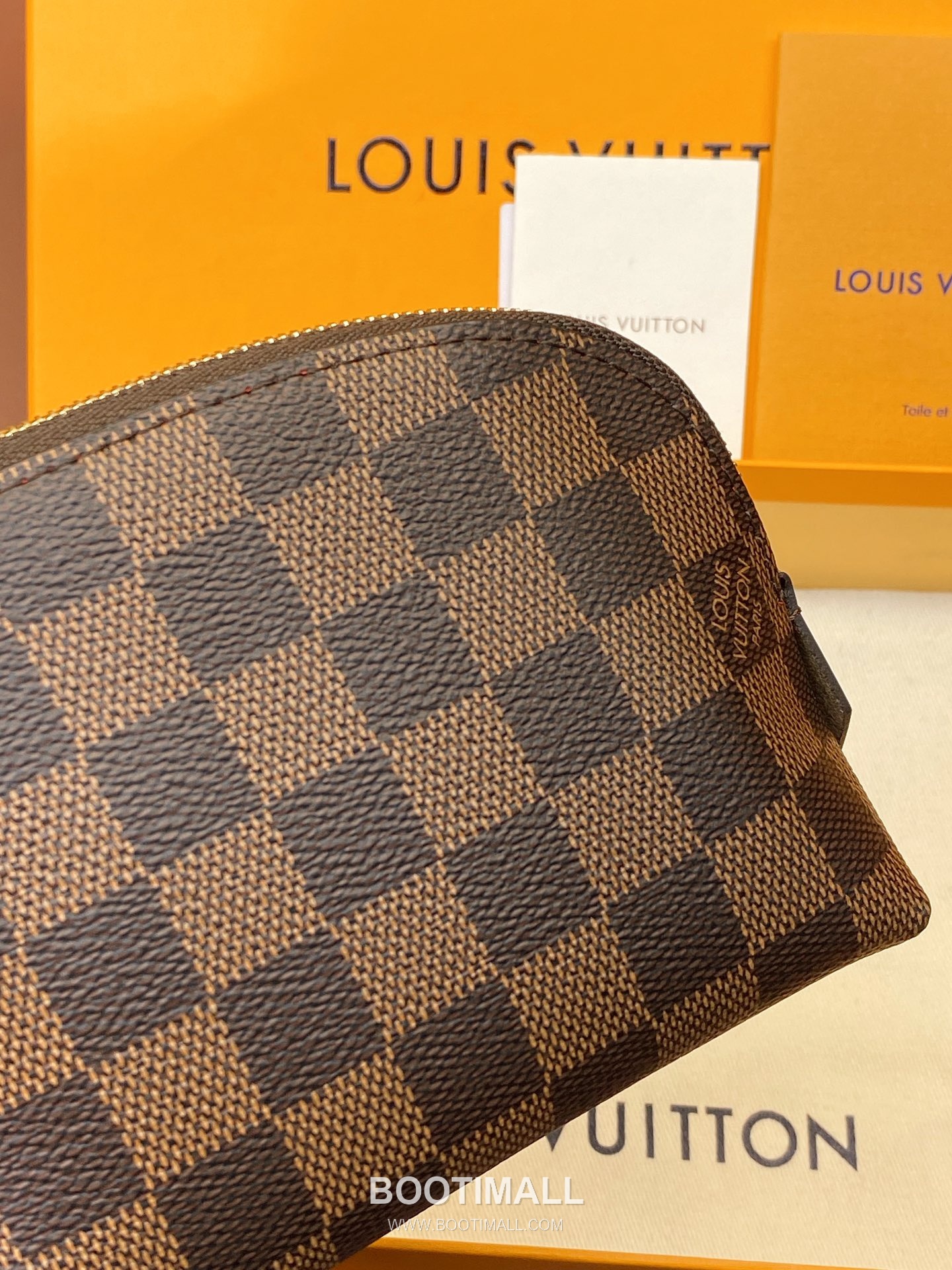 Louis Vuitton Cosmetic Pouch Small Monogram Canvas Damier Azur Makeup Bag 루이비통 코스메틱 파우치 스몰 M47515 모노그램 캔버스 다미에 아주르 화장 파우치 19cm 7