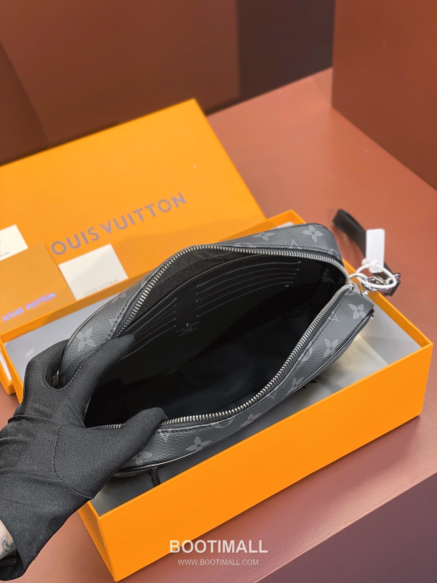 Louis Vuitton Kasai Clutch Damier Ebene Canvas Black Handbag 루이비통 카사이 클러치 M42838 다미에 에벤 캔버스 블랙 핸드백 25cm 6