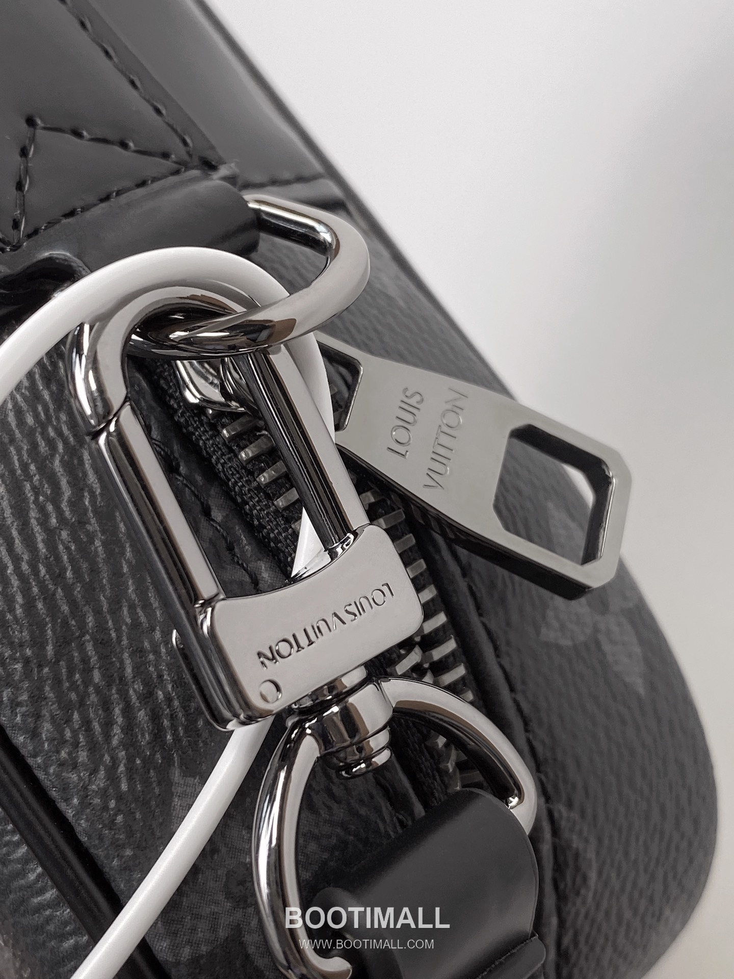 Louis Vuitton Kasai Clutch Damier Ebene Canvas Black Handbag 루이비통 카사이 클러치 M42838 다미에 에벤 캔버스 블랙 핸드백 25cm 9