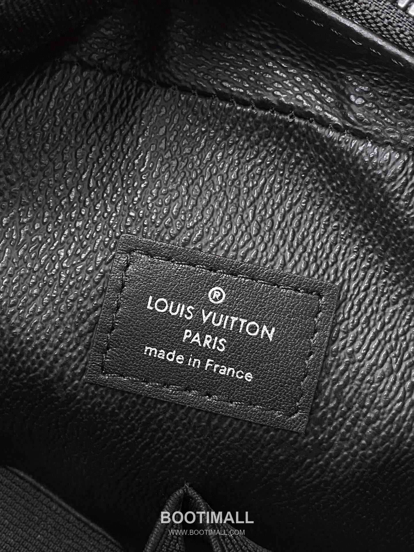 Louis Vuitton Toiletry Pouch 26 Monogram Canvas Black Clutch Bag 루이비통 토일러트리 파우치 26 M43383 모노그램 캔버스 블랙 클러치백 26cm 7