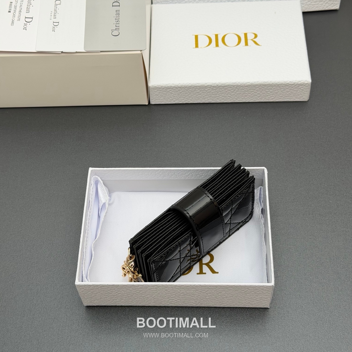 Bottega Veneta Lady Jasmine Card Case S0074 Cloud Blue Patent Leather Intrecciato Card Wallet 보테가베네타 레이디 재스민 카드케이스 S0074 클라우드 블루 페이턴트 레더 인트레치아토 카드지갑 10cm 2