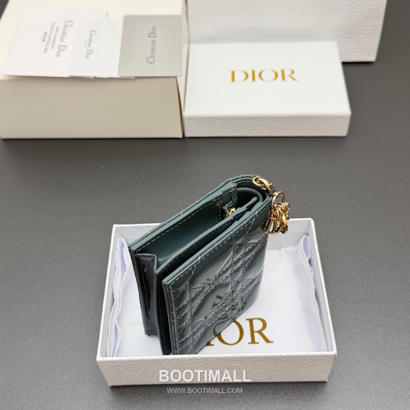 Dior Lady Gardenia Mini Cloud Blue Patent Leather Wallet 디올 레이디 가드니아 미니 S0178 클라우드 블루 페이턴트 레더 반지갑 11cm 2