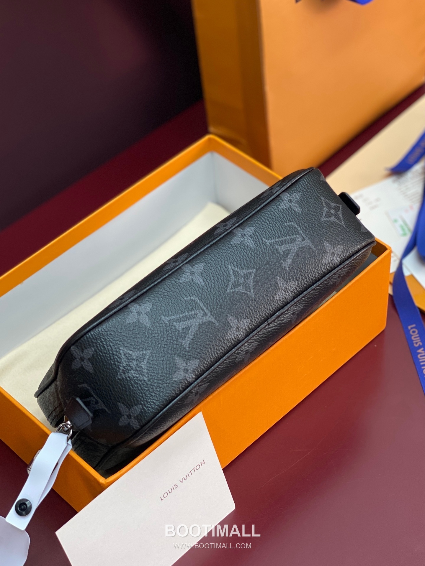 Louis Vuitton Toiletry Pouch PM Monogram Canvas Black Leather Trim Clutch Bag 루이비통 뚜왈렛트 파우치 PM M46577 모노그램 캔버스 블랙 레더 트림 클러치백 21cm 8