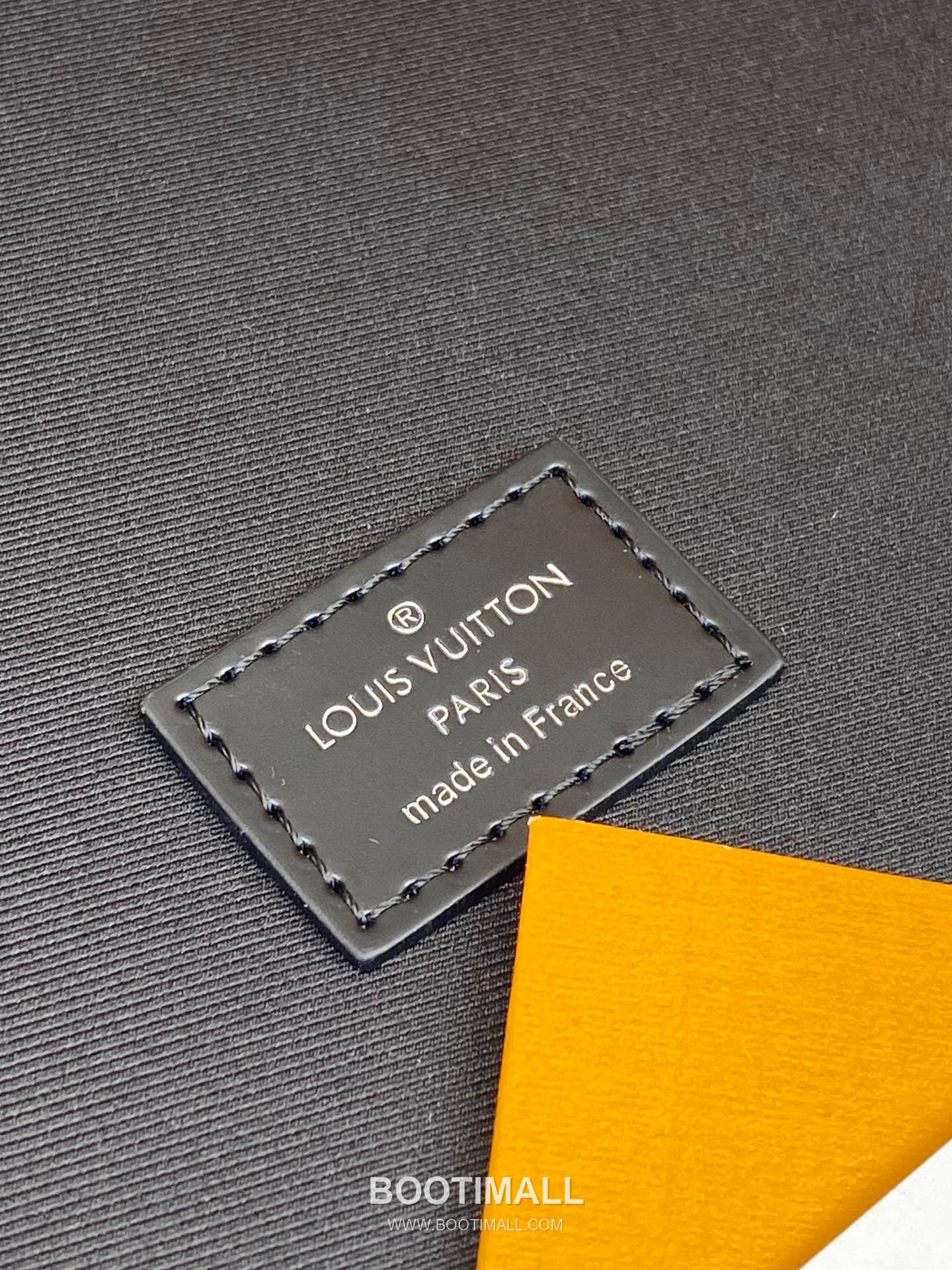 Louis Vuitton Damier Graphite Packing Cube Large Canvas Leather Travel Pouch Black M43690 루이비통 다미에 그라파이트 패킹 큐브 라지 캔버스 레더 트래블 파우치 블랙 M43690 4