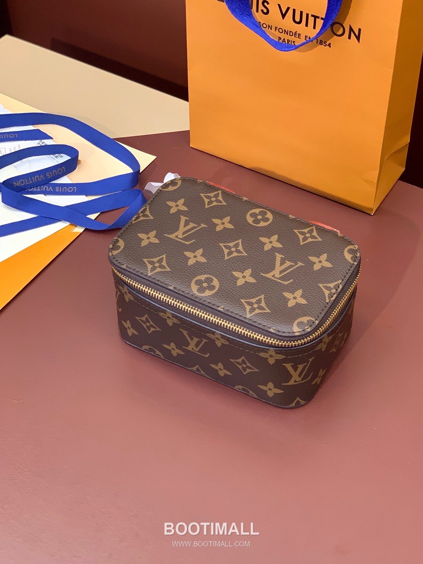 Louis Vuitton Damier Graphite Packing Cube Small Pouch 루이비통 다미에 그라파이트 패킹 큐브 스몰 파우치 M43688 1