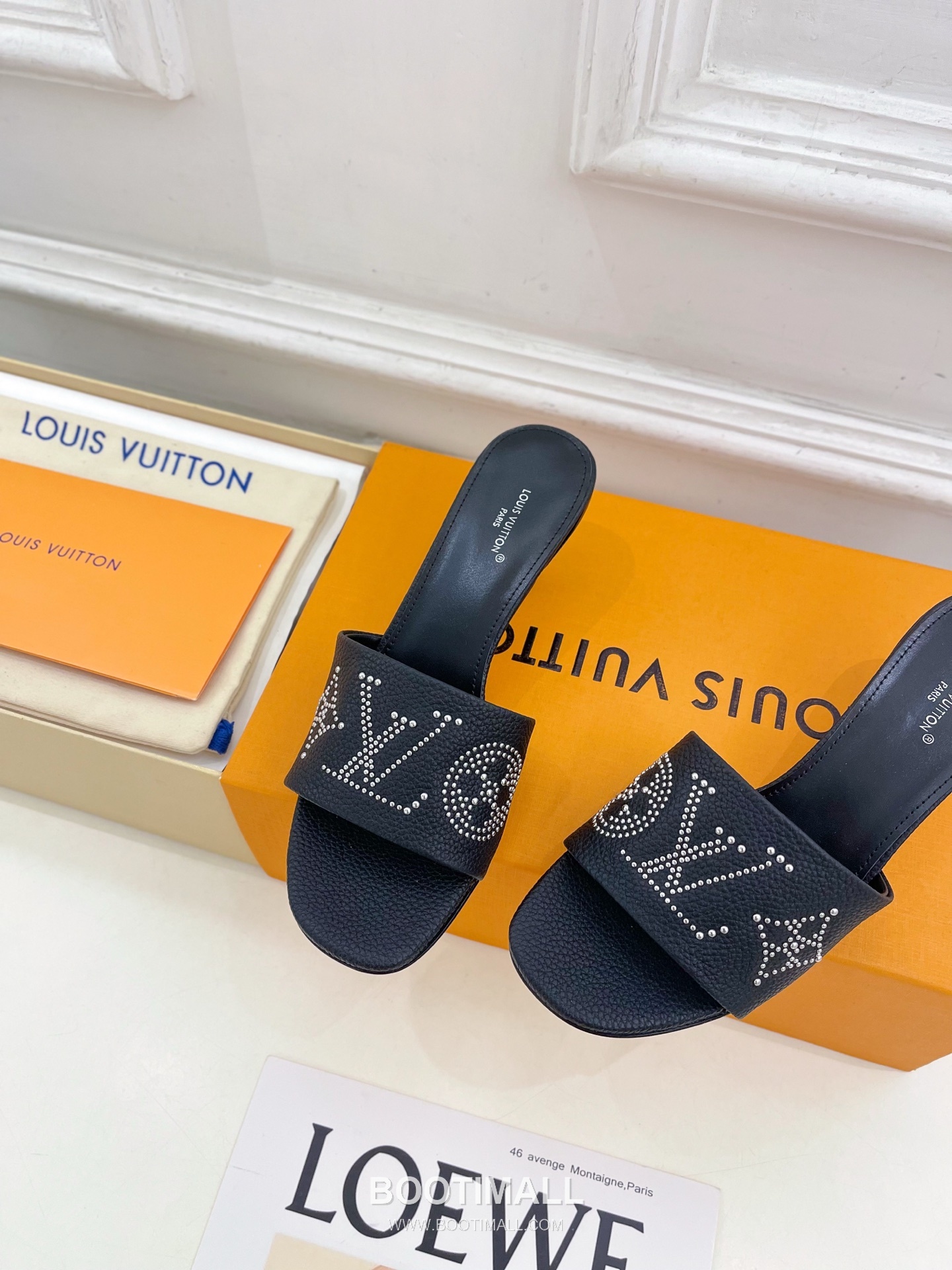 Louis Vuitton 6AM Studded Kitten Heel Mule Calfskin Leather Slides 루이비통 6AM 스터드 키튼힐 뮬 송아지 가죽 슬라이드 260cm -2 6