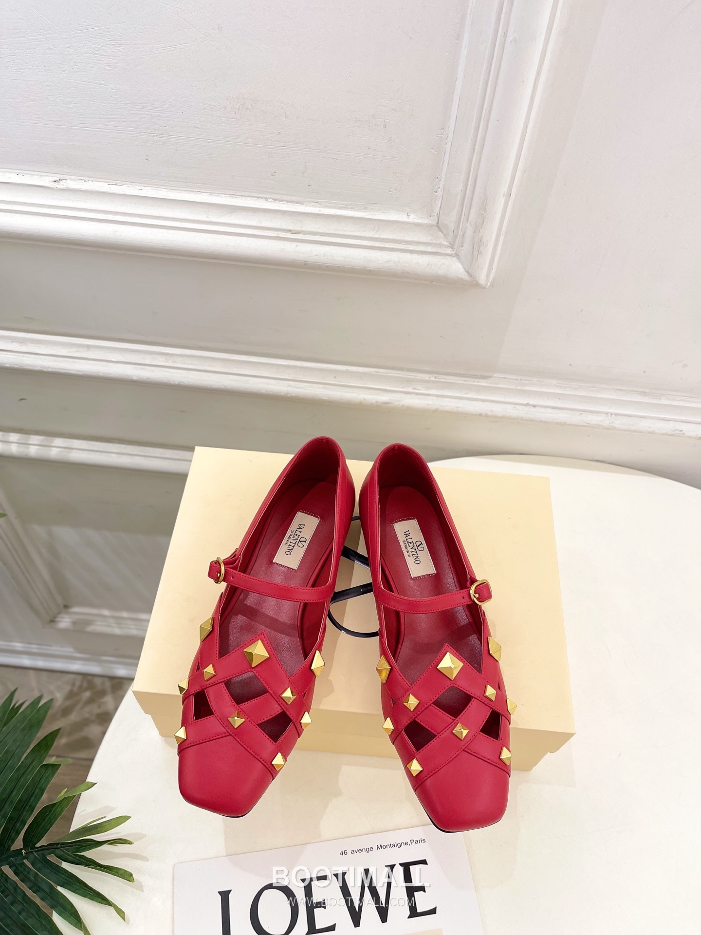 Valentino Garavani Roman Stud Studdy Ballet Flat Lambskin Gold V Buckle Shoes 발렌티노 가라바니 로만 스터드 스터디 발레 플랫 램스킨 골드 V 버클 슈즈 1